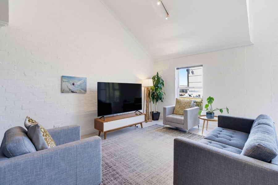 To Let 1 Bedroom Property for Rent in Oranjezicht Western Cape